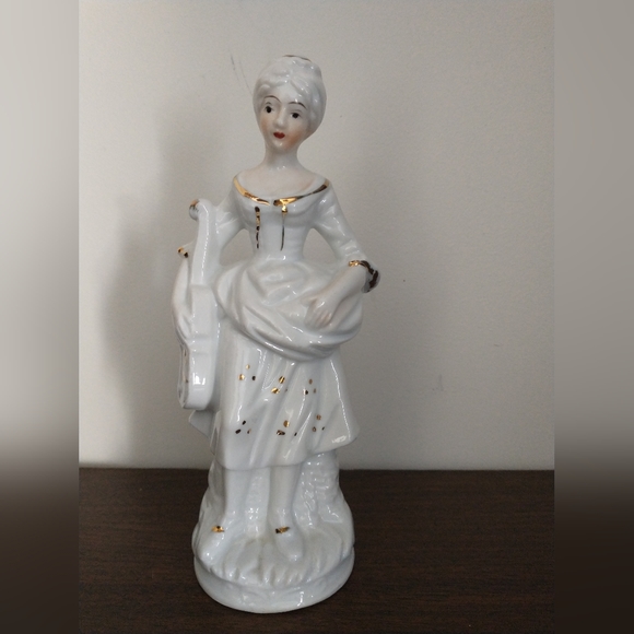 Lady Angela Porcelain Figurine - Picture 2 of 6